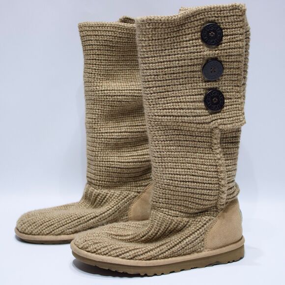 UGG Australia Cardy Beige Knit Button Up Sweater Winter Snow Boots Women Size 7 - Picture 1 of 15